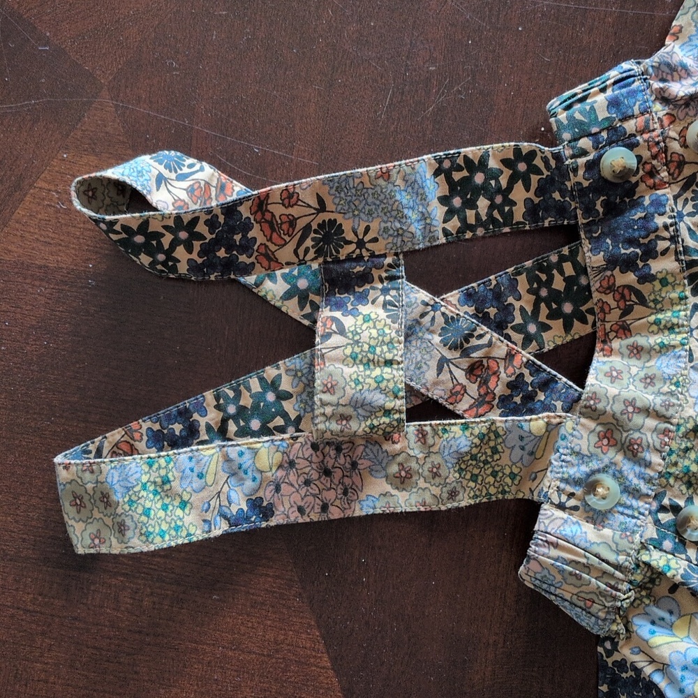 Kate Quinn Floral Patterned Baby Skirt with Suspenders - Picture 3 of 6
